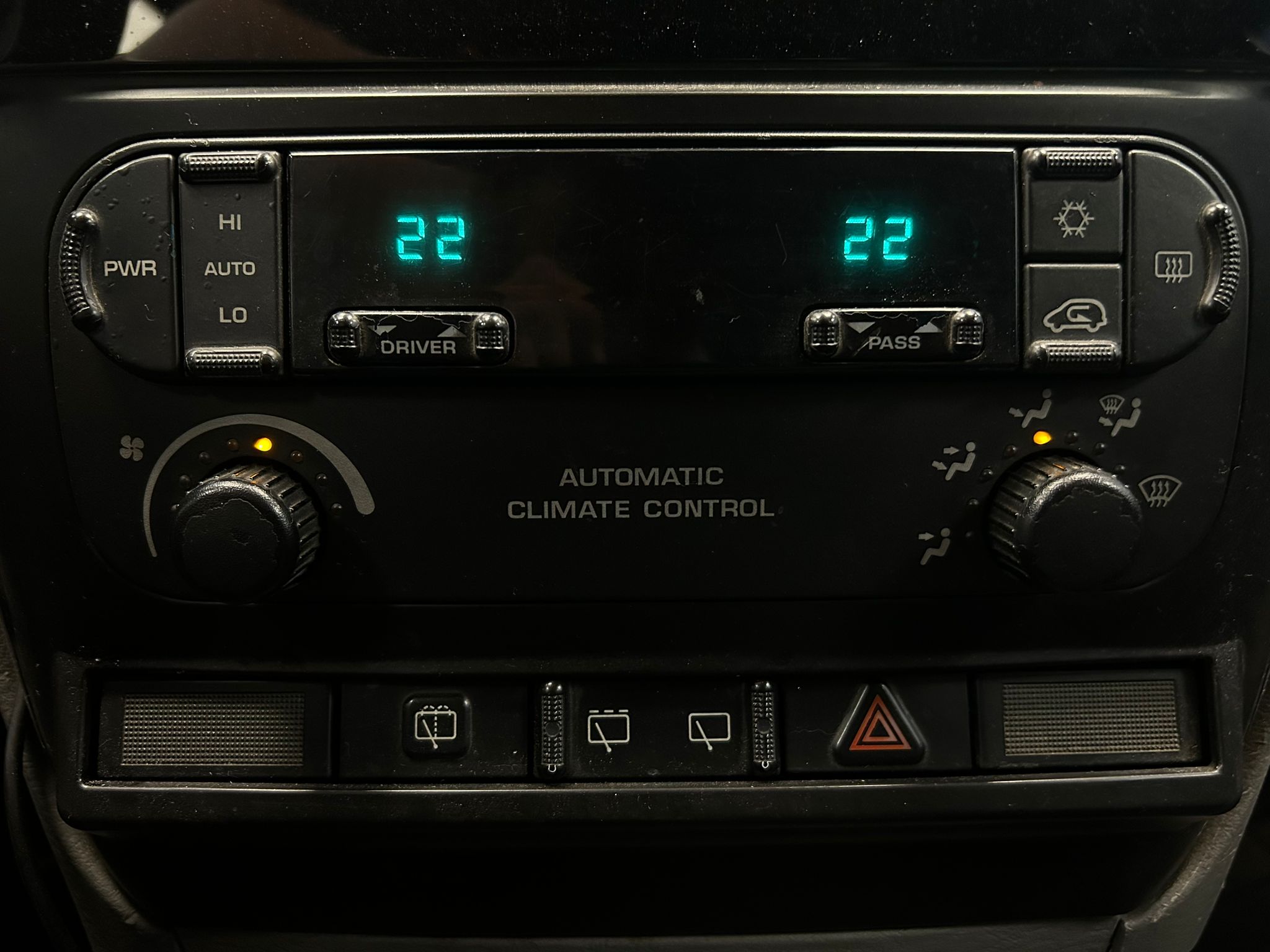 CHRYSLER GRAND 21